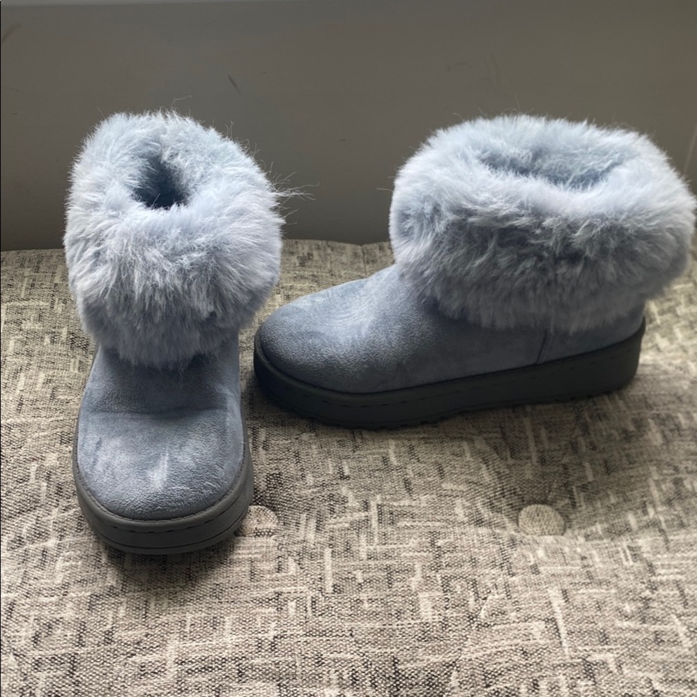 SO Kids' Soft Gray Fur Boots